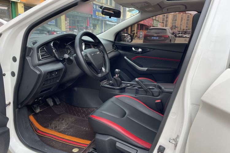 Used Venucia D60 2018 1.6L Manual Smart Connect Elite Edition
