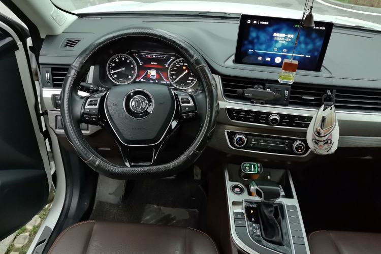 Used FORTHING Joyear X5 2017 Jingxiang Series 1.5T CVT Smart Connectivity Model