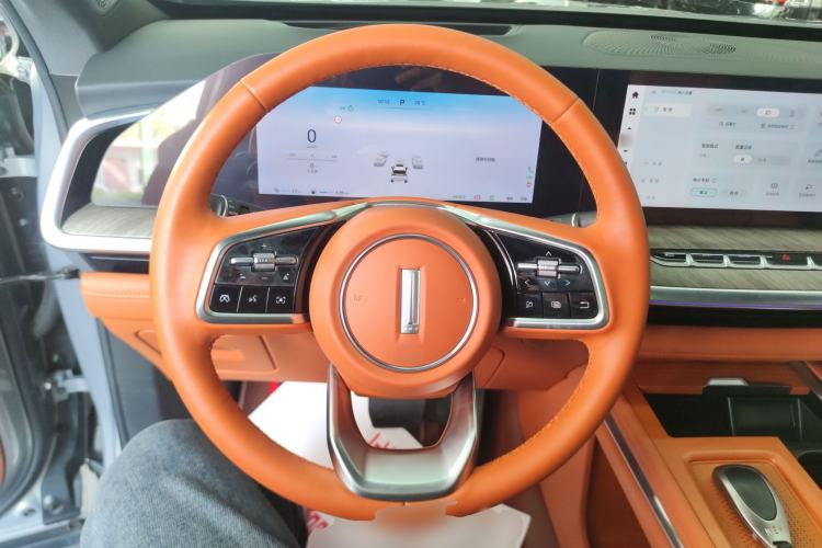 Used Wey Lanshan 2023 Four-Wheel Drive Ultra-Long Range Version Steering Wheel
