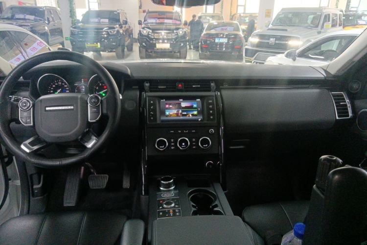 Used Land Rover Discovery 2017 3.0 SC V6 SE