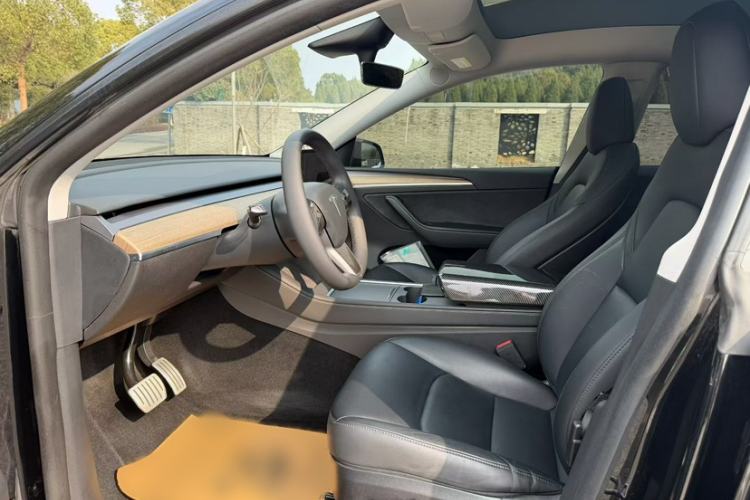 Used Tesla Model Y 2022 Performance High-Performance All-Wheel-Drive Version