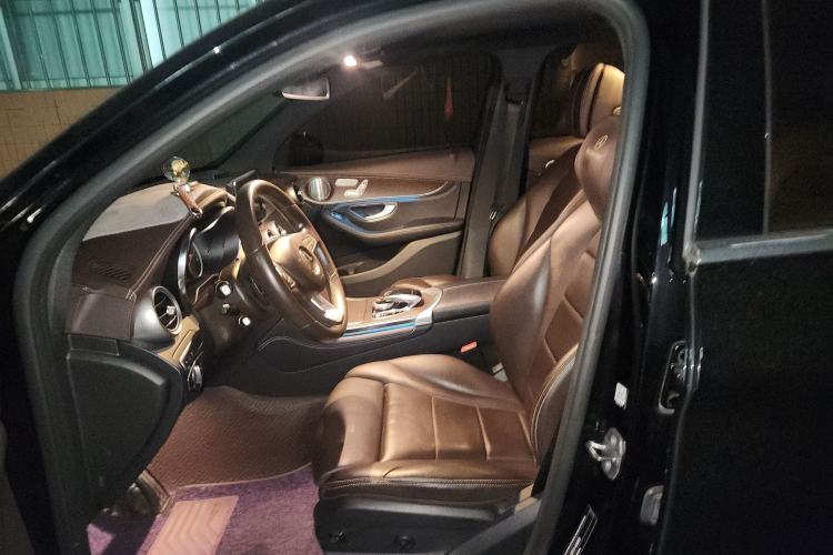 Used Mercedes-Benz GLC 2019 GLC 300 L 4MATIC Dynamic Model Left Front Seat