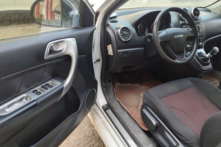 Used Haval H6 2016 Upgraded Model 1.5T Manual Two-Wheel Drive Value Edition