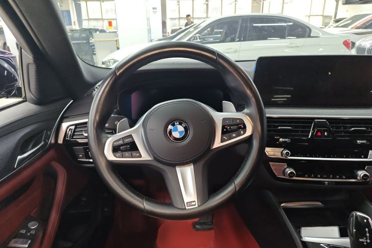 Used BMW 5 Series 2022 Restyled 530Li Leading Edition M Sport Package Steering Wheel
