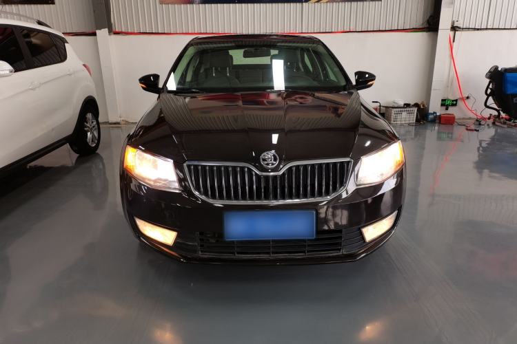 Used Skoda Octavia 2015 1.6L Automatic Yijie Edition
