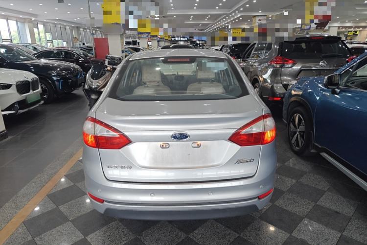 Used Ford Fiesta 2013 Sedan 1.5L Manual Fashion Edition