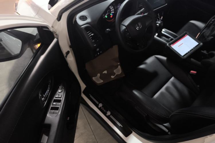 Used Honda Vezel 2019 220 TURBO CVT Elite Version China V Emission Standard