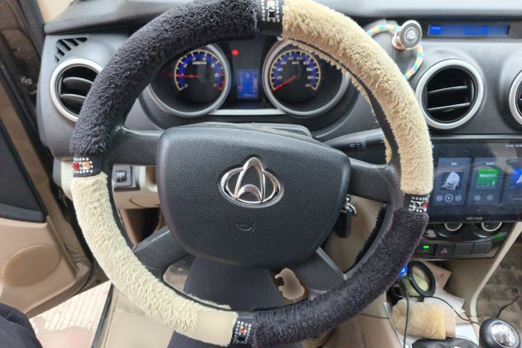 Used CHANGAN KAICHENG Ounuo S 2014 1.5L Elite Model Steering Wheel