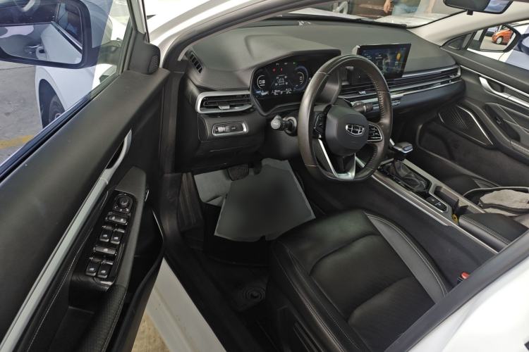 Used Geely Auto Emgrand 2022 4th Generation 1.5L CVT Luxury Model Driver Seat