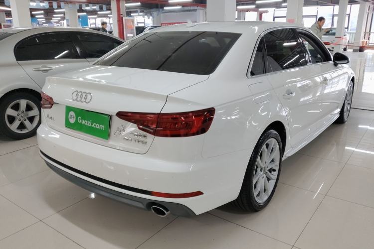 Used Audi A4L 2018 30th Anniversary Edition 40 TFSI Fashion Model
