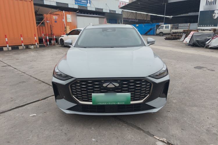 Used Chery Fengyun A8L 2025 1.5 TGDI 145 km Luxury Version