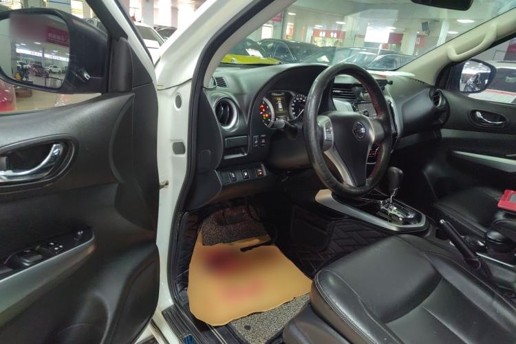 Used Nissan Terra 2018 2.5L Automatic 4x4 Luxury Edition