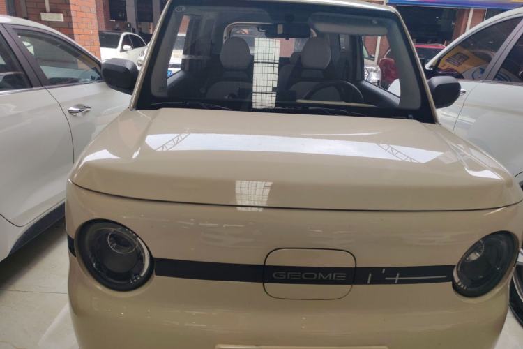 Used Geely Galaxy Panda 2025 210 km – Yuanqi Bear
