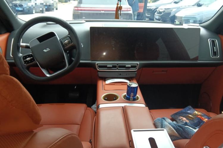 Used Li Auto L9 2023 Pro Model Center Console