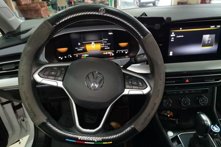 Used Volkswagen Lavida 2023 300TSI DSG Full-Comfort Edition
