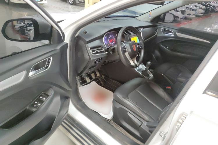 Used Roewe RX3 2020 1.6L Manual 4G Connect Ultra-Fresh Flagship Edition Driver Seat