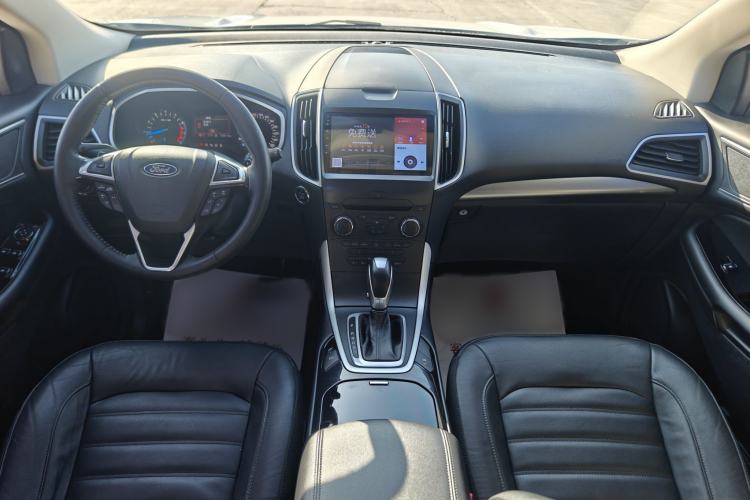 Used Ford Edge 2018 EcoBoost 245 Two-Wheel-Drive Platinum Edition 7-Seater China V Emission Standard Interior 3