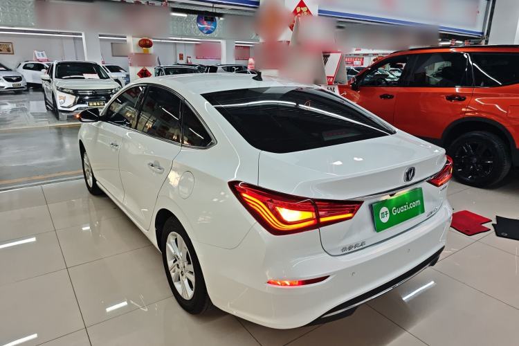 Used CHANGAN Eado 2019 High-Energy Edition 1.6L GDI Manual Pioneer Model China VI Standard
