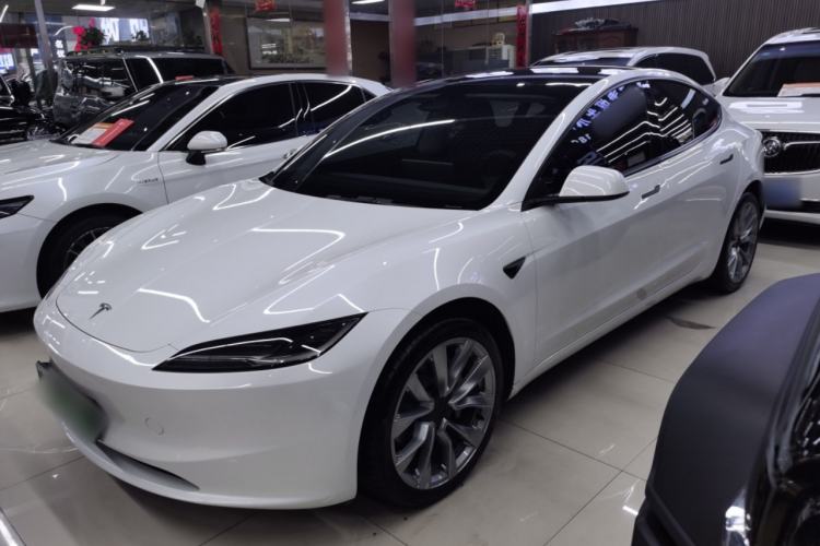 Used Tesla Model 3 2023 Long-Range All-Wheel-Drive Version