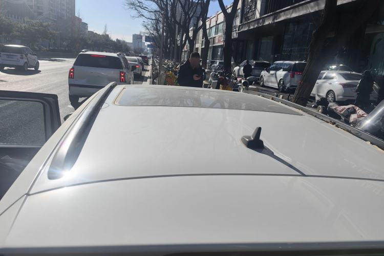 Used Volkswagen Variant 2017 380TSI Two-Wheel Drive Comfort Edition
