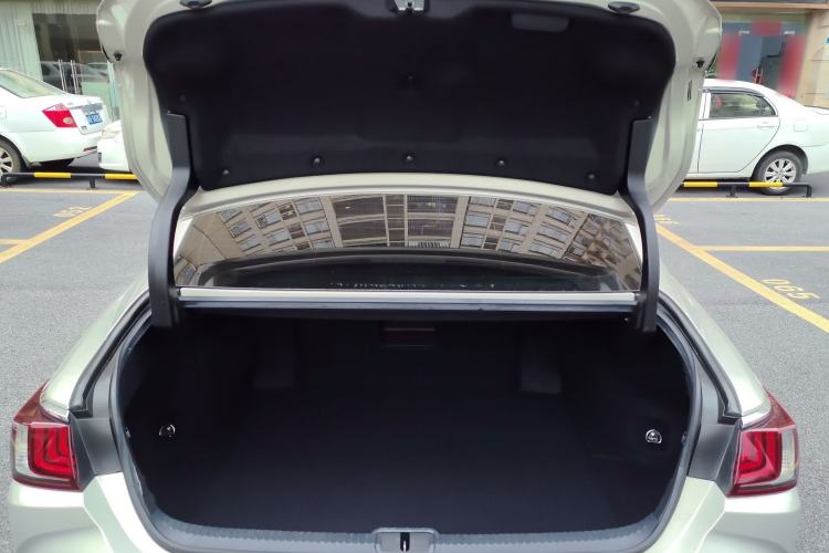 Used Lexus ES 2020 200 Excellence Edition
