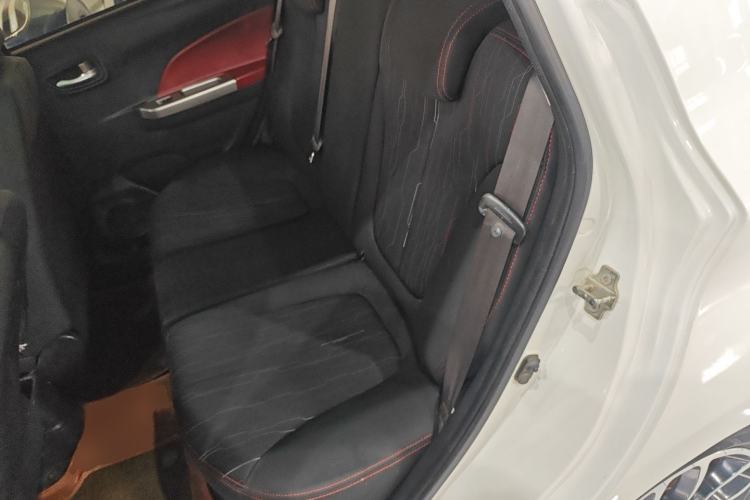 Used Changan Benni 2014 1.4L IMT Luxury Model with Sunroof