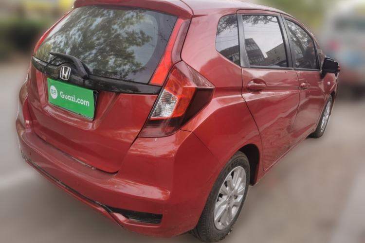 Used Honda Fit 2018 1.5L CVT Comfort Sunroof Version Rear Right 45 Deg