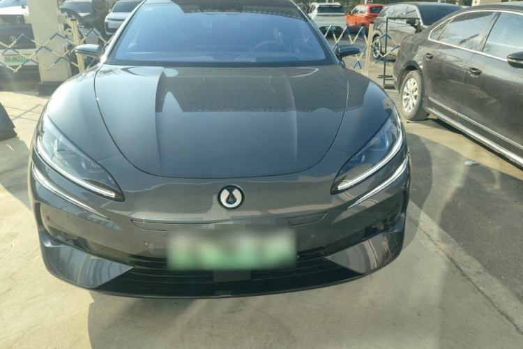 Used Denza Z9 2024 1100 km All-Wheel-Drive Ultra Version
