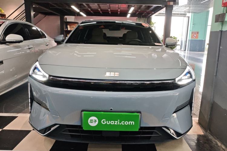 Used Geely Galaxy L6 2024 125km PLUS Dragon Edition
