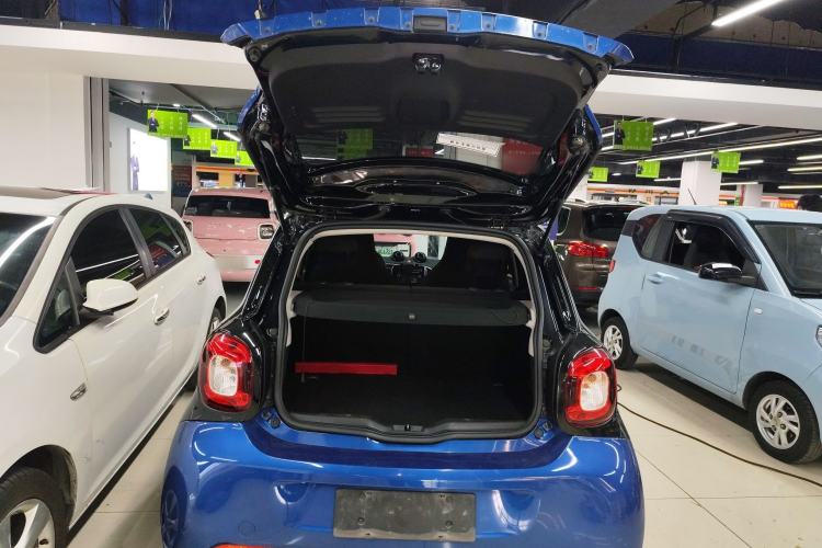 Used smart forfour 2018 1.0L 52kW Passion Edition