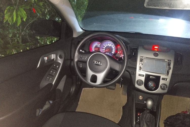 Used Kia Forte 2014 1.6L AT GL
