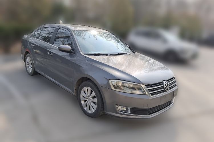 Used Volkswagen Lavida 2013 1.6L Automatic Comfort Edition Front Right 45 Deg