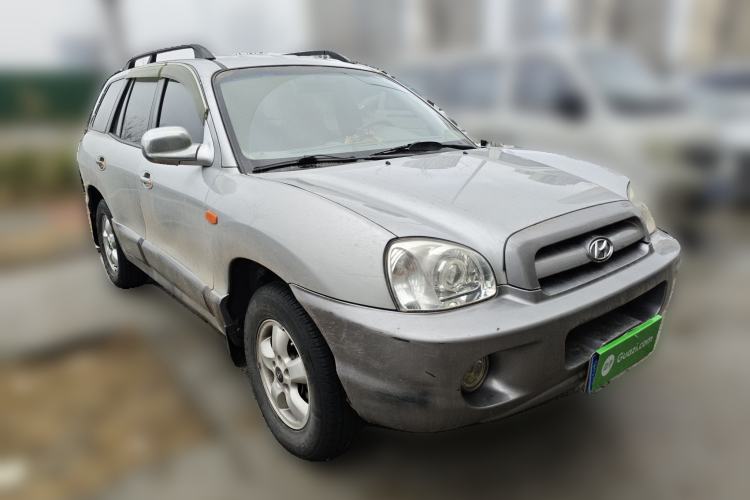 Used Huatai Santa Fe Classic 2009 2.0T Diesel Manual Two-Wheel Drive Comfort Version Front Right 45 Deg