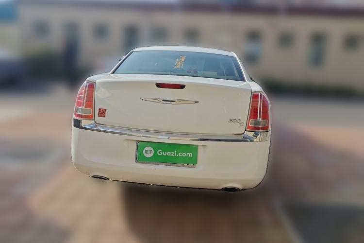 Used Chrysler 300C 2013 3.6L Luxury Edition
