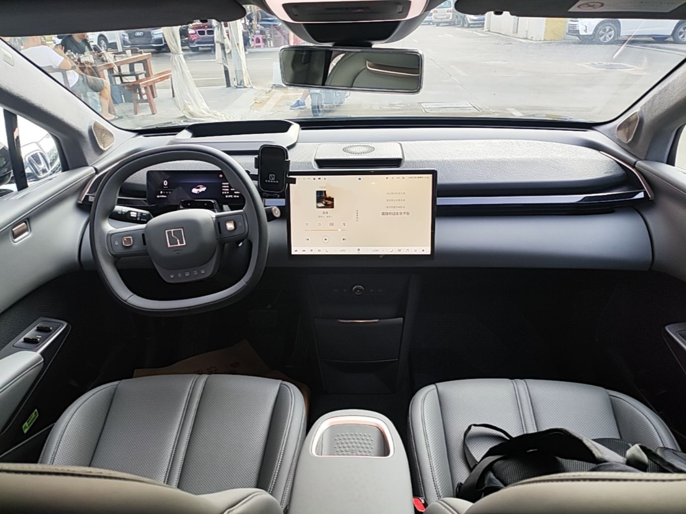 Zeekr X 2024 Five-Seater Four-Wheel Drive — снимка 12