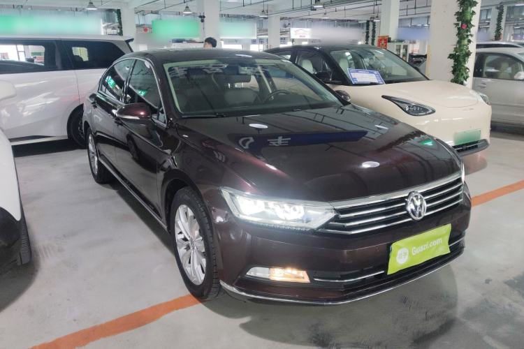 Used Volkswagen Magotan 2018 330TSI DSG Luxury Model