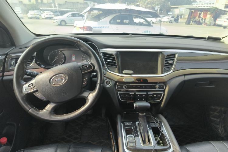 Used GAC Trumpchi GS8 2017 320T Four-Wheel Drive Luxury Smart Connectivity Version (7 Seats)