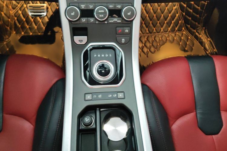 Used Land Rover Range Evoque 2015 2.0T 5-Door Ignite Edition Interior 5