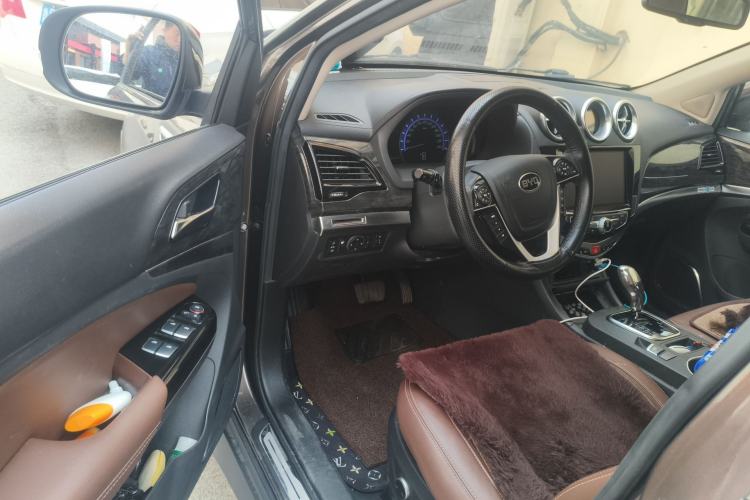 Used BYD S7 2017 2.0T Automatic Prestige Edition Driver Seat