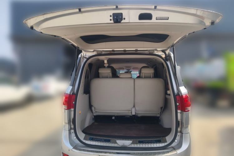 Used SAIC MAXUS G10 2015 2.0T Automatic Anniversary Edition
