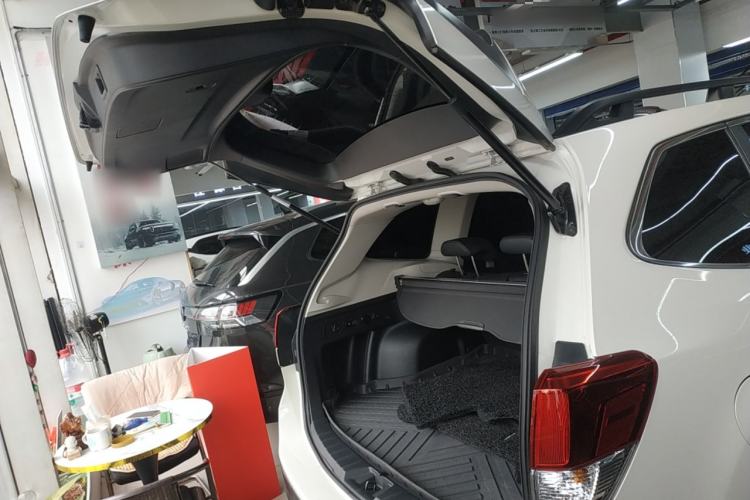 Used Subaru Forester 2022 2.0i AWD Luxury Edition EyeSight Trunk