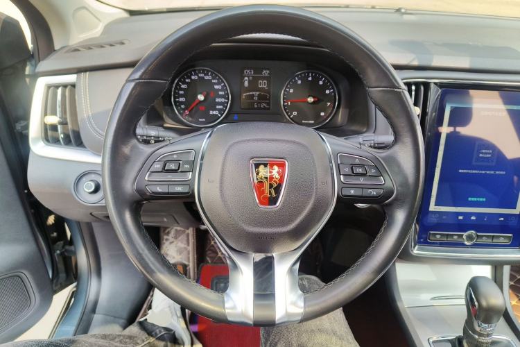 Used Roewe i6 2017 20T Automatic Internet Smart Edition
