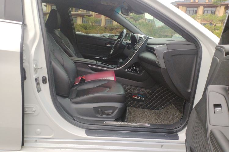 Used Toyota Avalon 2022 2.0L Luxury Edition