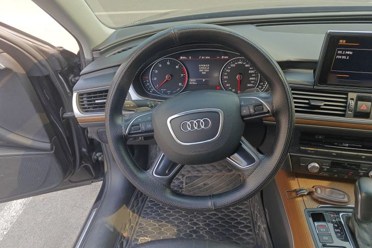 Used Audi A6L 2018 30th Anniversary Edition 30 FSI Style Model
