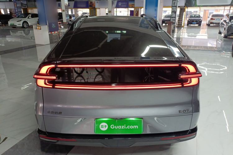 Used CHANGAN NEVO E07 2026 Model Pure Electric Four-Wheel Drive 90kWh Dacheng Edition Rear