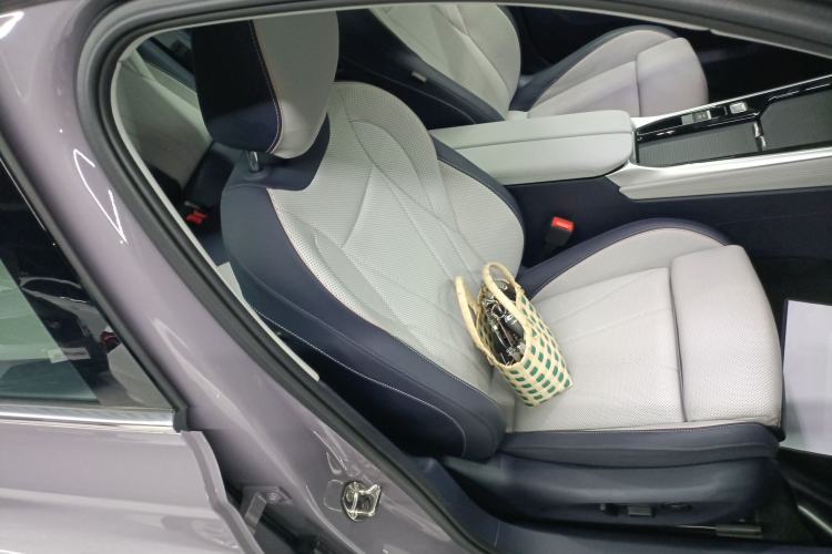 Used Volkswagen Passat 2025 Pro 380TSI Dragon Edition Right Front Seat