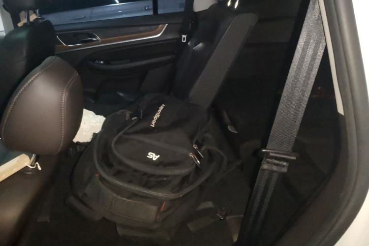 Used Roewe RX8 2018 30T Smart Connectivity Two-Wheel Drive Flagship Edition