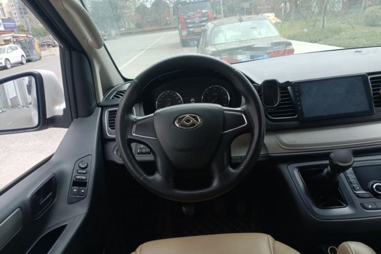 Used SAIC MAXUS G10 2019 PLUS 1.9T Manual Passenger Version Diesel Emission Standard China V
