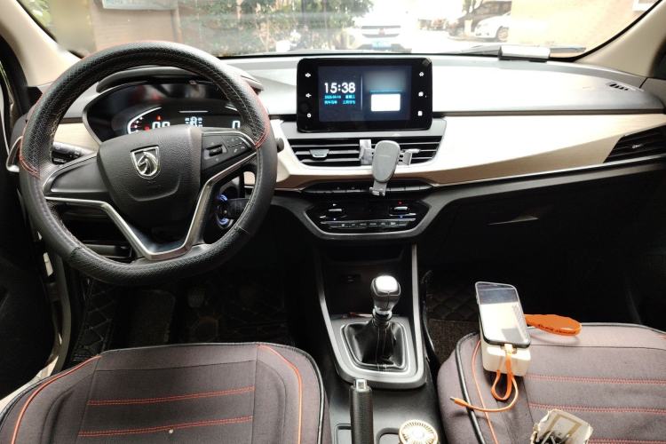 Used Baojun 360 2018 1.5L Manual Luxury Edition China V Center Console