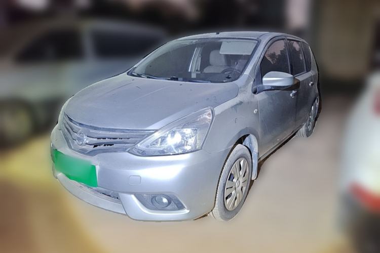 Used Nissan Livina 2013 1.6XE Manual Comfort Edition